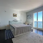 Seaview *