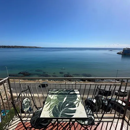 Seaview Apartmán *